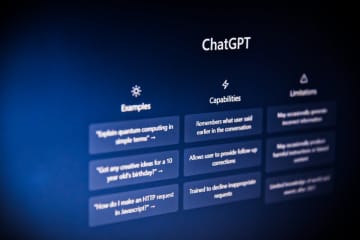 対話型AI「ChatGPT」が大人気になっているのに対し、ここ数年の新星として登場したメタバースは最近鳴りを潜めている。