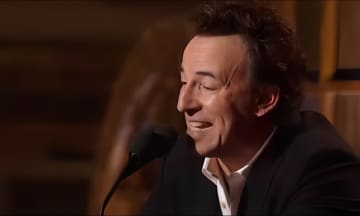 Rock & Roll Hall of Fame YouTube / Bruce Springsteen Inducts U2 at 2005 Rock & Roll Hall of Fame Induction Ceremony