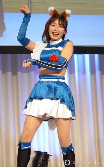 「きつねダンス」表彰に華を添えたファイターズガール・辻菜穂子 （C）ORICON NewS inc.