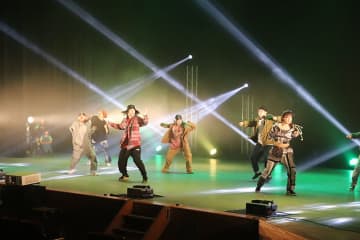 約１４０人、２０チームが出場したダンスイベント「ＧＲＯＷＵＰ２０２３」