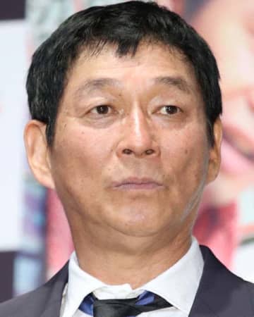 サプライズ出演した明石家さんま（Ｃ）日刊ゲンダイ