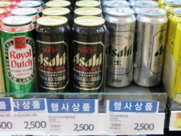 7日、韓国・YTNは「今年1～3月期の日本産ビールの輸入額が1年前の2倍以上に増加した」と伝えた。写真は韓国で売られている日本産ビール。