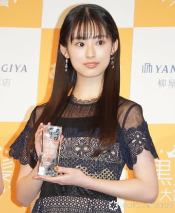 『柳屋あんず油Presents 第6回黒髪大賞授賞式』大賞を受賞した井本彩花 （C）ORICON NewS inc.