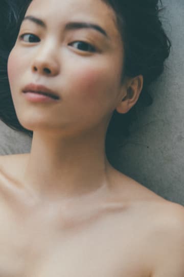 矢野未希子写真集『as is』より