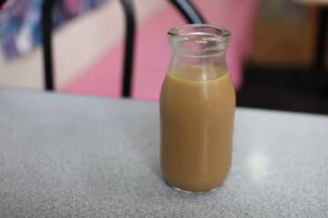 瓶入りコーヒーの飲み残し「もったいない」から缶コーヒーは生まれた？