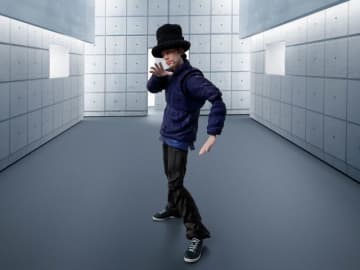 「Virtual Insanity」MVの Jay Kay がまさかの立体化 - (C) 2023 Orenda Merchandising Ltd.