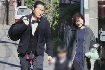 2016年、夫婦で歩いていた広末涼子とキャンドル・ジュン氏