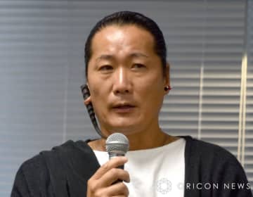 緊急会見を開いたキャンドル・ジュン氏（C）ORICON NewS inc.