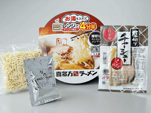 新発売する「喜多方ラーメン坂内レンジ麺」