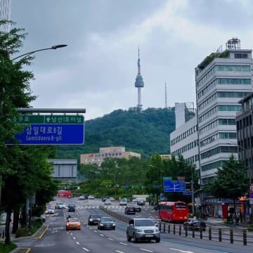 12日、韓国・ヘラルド経済は「韓国の2022年の名目国内総生産が世界13位になった」とし、「20年にはトップ10圏内に入ったが、2年で圏外に追いやられた」と伝えた。写真はソウル。