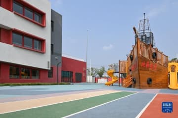 雄安北海幼稚園と雄安史家胡同小学校、北京四中雄安校は、北京市がターン・キー方式で河北省雄安新区での建設を支援する3つの教育機関となっている。