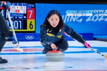 カーリング女子の藤沢五月がボディーメイクコンテストのビキニクラスに出場し、圧倒的な筋肉美を披露。その大変身ぶりは台湾や韓国でも大きな反響を呼んでいる。