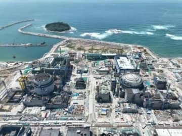 中広核広東太平嶺原発2号機原子力島ドーム内屋根コンクリート土木工事が23日、順調に完了した。