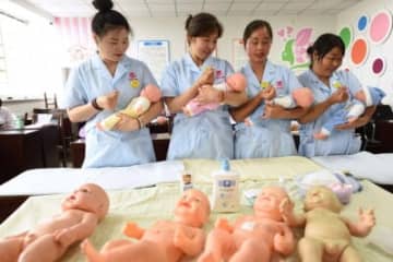 中国で3歳以下の乳幼児養育を含む3項目の特別付加控除基準が引き上げられた。