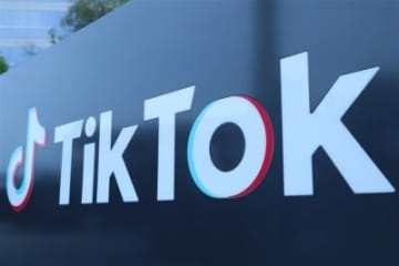 中国のショート動画共有アプリ「TikTok」は米国時間12日に公式サイトを通じて、米国でECサービス「TikTok Shop」を正式にリリースしたことを明らかにした。