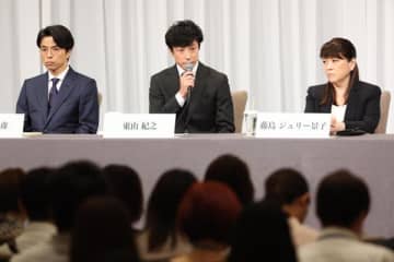 故・ジャニー喜多川氏の性加害問題についてのジャニーズ事務所会見（Ｃ）日刊ゲンダイ