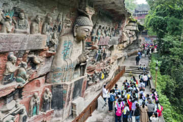 世界遺産の大足石刻、観光客数が過去最多に　中国・重慶市