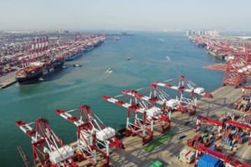 今年1-10月に、中国の物品貿易の輸出入額は34兆3200億元に達し、対外貿易は安定しながら成長していた。