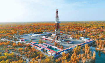 「深地1号」躍進3−3XC井は15日、試験掘削で豊富な油ガスが得られた。