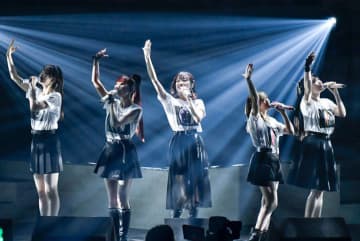 i☆Ris、多彩なパフォーマンスで感謝の想いを届けた11周年記念ライブ「まだ新しい景色が見られると思っている。これからもよろしくね！」