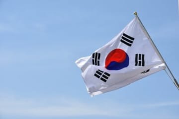 フランスの放送局LCIが12月31日午後の番組で、日の丸の要素を加えたような誤った韓国国旗の画像を放送して韓国国民の不満を招いていると、中国メディアの環球時報が2日付で報じた。写真は韓国国旗。