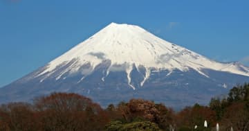 冬は「富士山が見える」というアナウンスを耳する機会は増えるという（静岡県富士市）