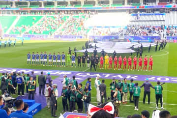 サッカーのアジアナンバーワンナショナルチームを決めるAFCアジアカップのグループD第1節で、日本代表は格下のベトナム代表に苦しめられながらも4-2で勝利し白星発進した。