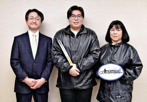 「集大成の演奏を届けたい」と意気込む菅野団長（中央）、川村代表（左）、菅野副代表