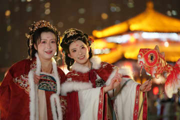 中国の観光消費回復、「９５年後」世代が中心勢力に
