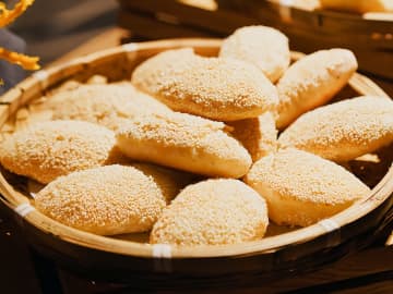 CNNは20日、「世界で最もおいしいパンベスト50」を紹介する記事を掲載し、中国の「焼餅」も選出された。写真は鴨油酥焼餅。