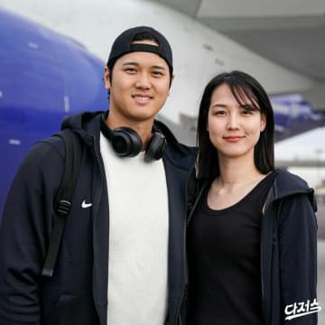 大谷翔平選手、真美子さん　※画像はドジャースの公式インスタグラム『＠dodgers』より