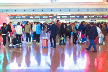 中国の1-3月のGDPは前年同期比5．3％増だった。写真はハルビン太平国際空港。
