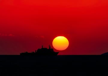 19日、観察者網は、米国とフィリピンによる合同軍事演習で「中国製」の補給艦を標的とすることが明らかになったと報じた。