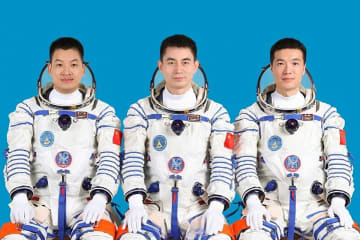 中国の有人宇宙船「神舟18号」は25日午後8時59分の打ち上げを予定している。