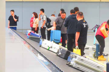 中国観光研究院は「今年のメーデー連休には海外旅行ブームが訪れる」と予測している。写真は杭州蕭山国際空港。
