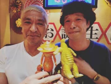 松本人志（ダウンタウン）、渡邊センス（クロスバー直撃）※画像は渡邊センスの公式インスタグラム『@nabe2000』より