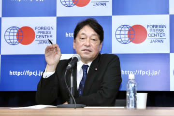 香港誌の亜洲週刊はこのほど、自民党安全保障調査会の小野寺五典会長（写真）が8日にフォーリン・プレスセンターで行った日本の安全問題を扱った講演の状況を紹介する記事を発表した。