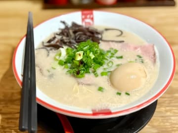 台湾メディアの風伝媒は3日、日本のラーメンチェーンの「一蘭」に関する投稿が台湾のSNS上で議論を呼んだことを伝えた。写真は「ラーメン凪」のラーメン。