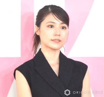 膝上ミニで美脚を披露した有村架純（C）ORICON NewS inc.