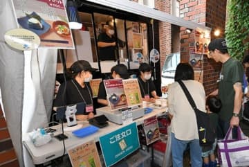 立教大学 池袋キャンパス内での食事提供の様子