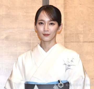 艶やかな着物姿で登場した吉岡里帆（C）ORICON NewS inc.