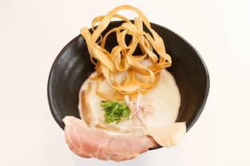 鶏soba座銀の「鶏soba」