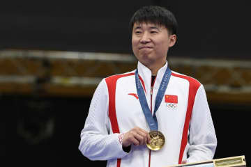  パリ五輪で射撃男子25メートルラピッドファイアピストルの決勝が8月5日に行われ、中国の李越宏選手が見事な成績を収め、金メダルを手にした。