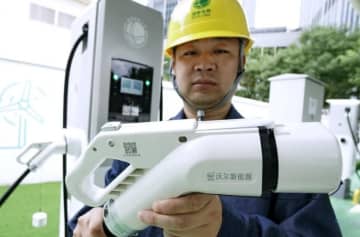 国家電網北京市電力公司が初めて建設したスーパー充電ステーション2カ所がこのほど北京市で稼働し、運営をスタートした。