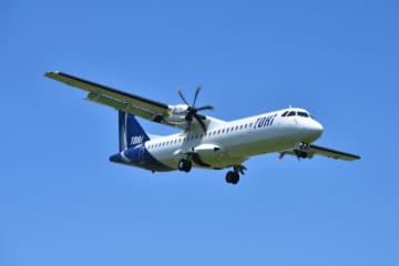 札幌飛行場 2023年6月25日撮影 JA01QQ ATR 72-600(72-212A) トキエア