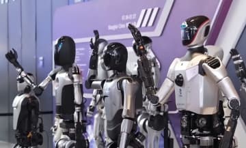 第26回中国ロボット・人工知能コンテスト人型ロボットイノベーションチャレンジが17日、江蘇省蘇州市で開幕した。