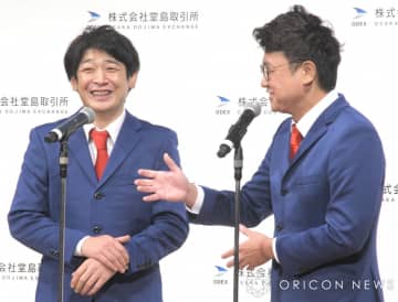 ツインマイク漫才披露した銀シャリ（左から）鰻和弘、橋本直 （C）ORICON NewS inc.