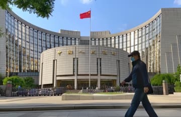 中国人民銀行は23日に公告を発表し、同日に固定金利、入札量・価格の上限を設定する方式で、7日物1601億元と14日物745億元のリバースレポ操作を行ったことを明らかにした。