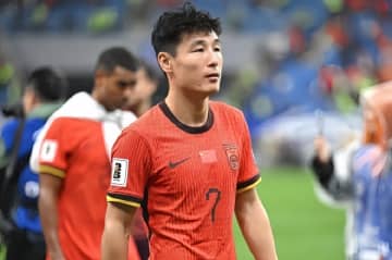 29日、中国メディア・直播吧は、サッカー中国代表FW武磊が上海での試合後に相手サポーターから侮辱を受けたことについて、日本のネットユーザーの間でも議論を呼んだと報じた。