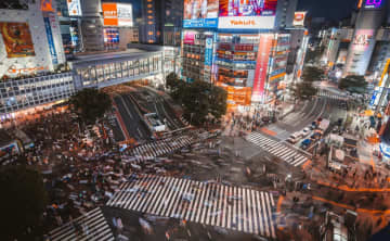 2日、韓国・ソウル新聞が「韓国人観光客も多く訪れる東京・渋谷駅周辺で1日から夜間の路上飲みが禁止された」と伝え、韓国のネット上で注目を集めている。写真は渋谷。